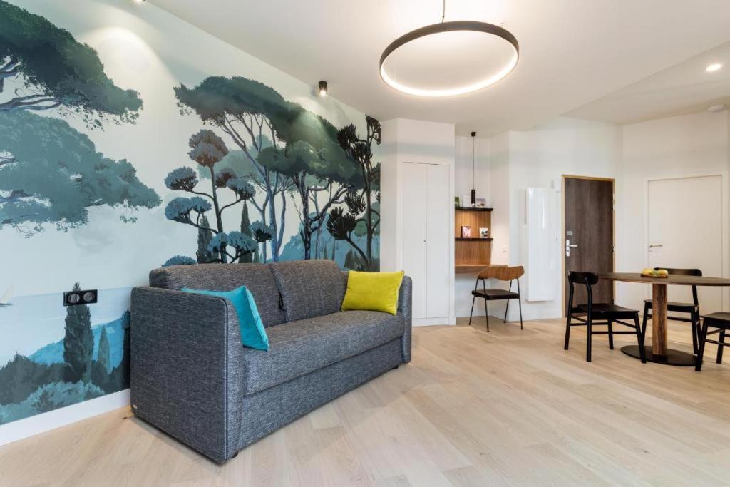 Hotel Et Apparts Marin Λαβάλ Εξωτερικό φωτογραφία