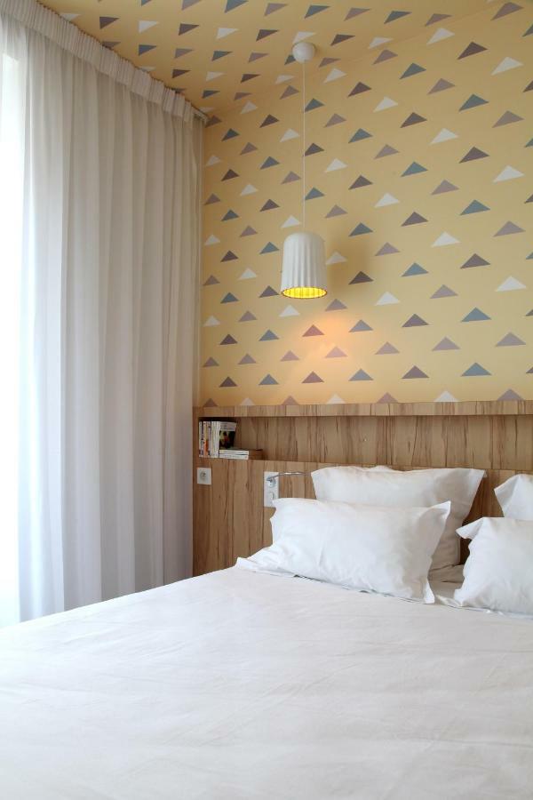 Hotel Et Apparts Marin Λαβάλ Εξωτερικό φωτογραφία